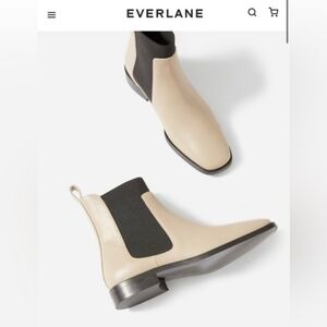 Everlane The Italian Leather Square Toe Chelsea Boots